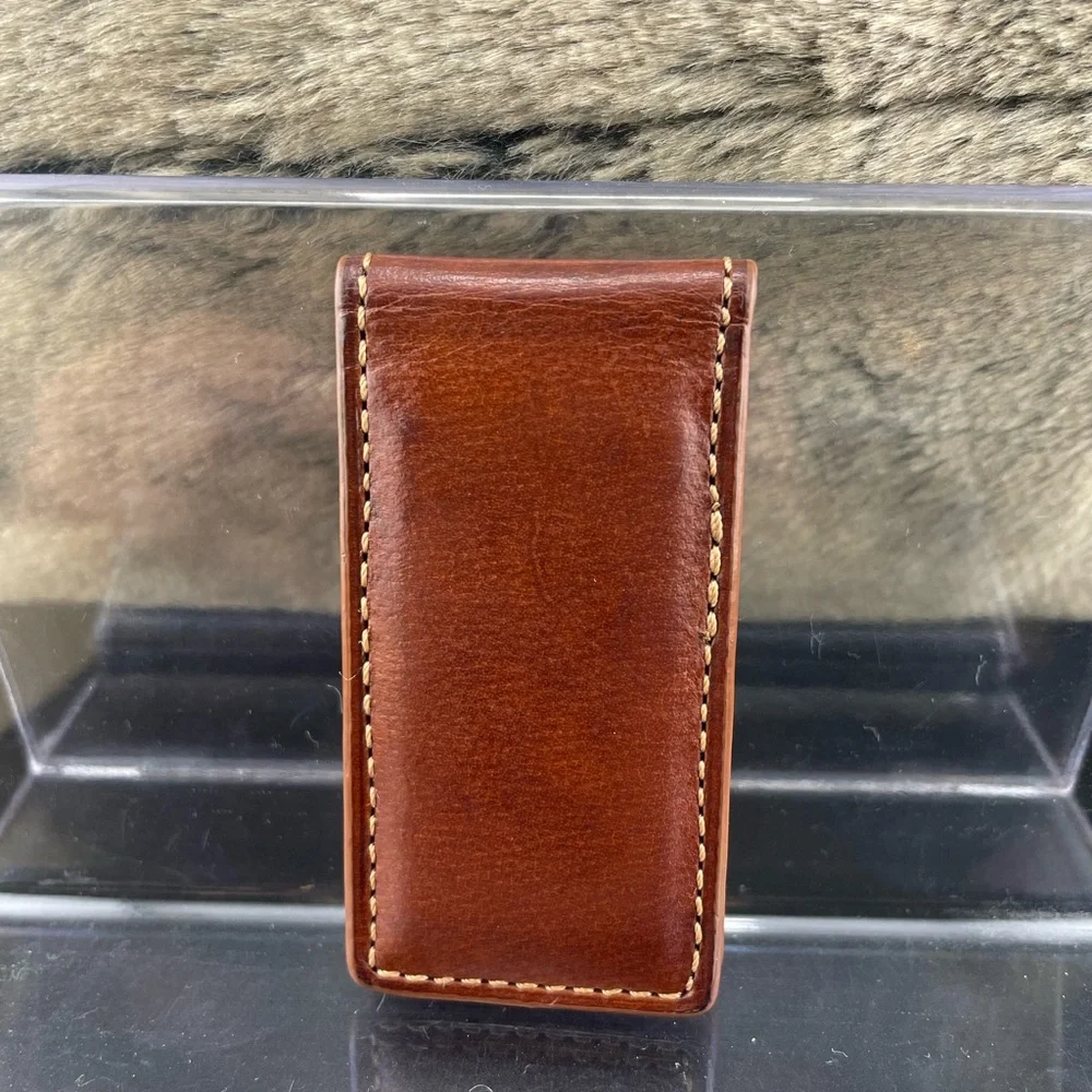 Pre-loved vintage Coach Tan Leather Money Clip